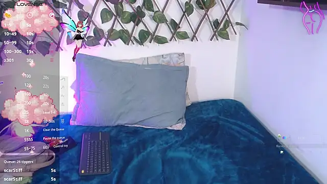 nicollegp online show from September 16, 7:59 pm