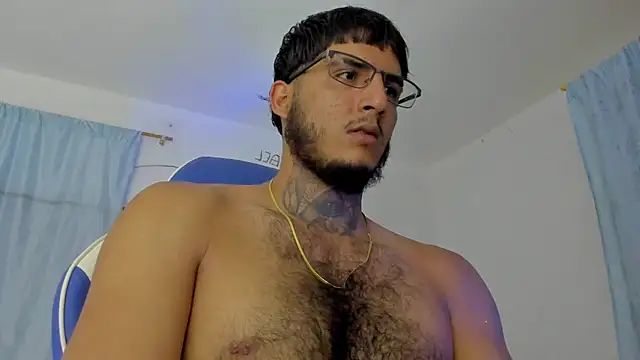 Snapshot of Lord_Luciferhot_Dirty666 chatting on November 16, 9:30 pm Lord Luciferhot Dirty666 online show from November 16, 9:30 pm