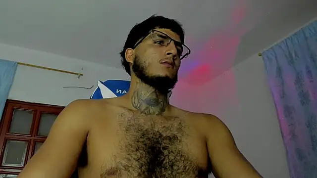 Snapshot of Lord_Luciferhot_Dirty666 chatting on November 7, 11:19 pm Lord Luciferhot Dirty666 online show from November 7, 11:19 pm