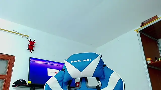 Snapshot of Lord_Luciferhot_Dirty666 chatting on October 10, 11:16 pm Lord Luciferhot Dirty666 online show from October 10, 11:16 pm