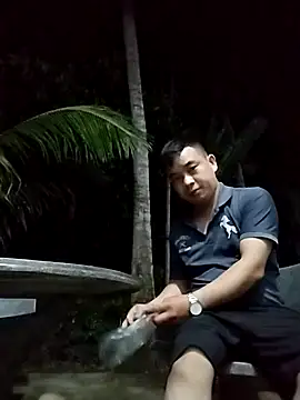 Snapshot of Boy_kuto77 chatting on February 19, 2:14 pm Boy kuto77 online show from February 19, 2:14 pm