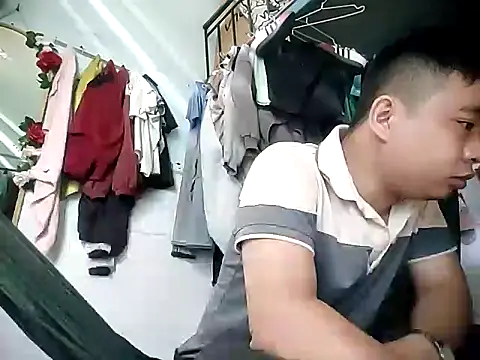 Snapshot of Boy_kuto77 chatting on February 25, 1:50 am Boy kuto77 online show from February 25, 1:50 am