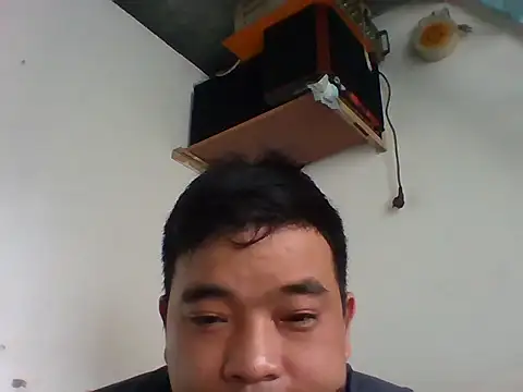 Snapshot of Boy_kuto77 chatting on December 20, 4:04 am Boy kuto77 online show from December 20, 4:04 am