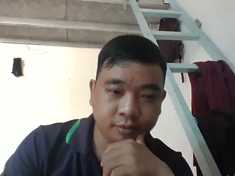 Snapshot of Boy_kuto77 chatting on June 24, 4:11 am Boy kuto77 online show from June 24, 4:11 am