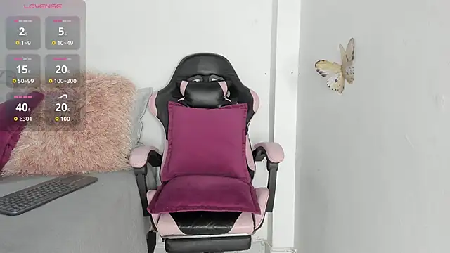 mari-ross online show from April 13, 2:04 am