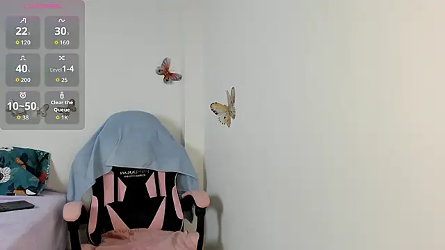 mari-ross online show from October 31, 1:02 am