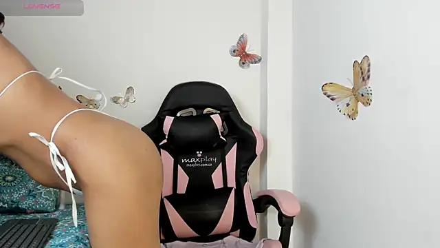 mari-ross online show from December 2, 2:12 am