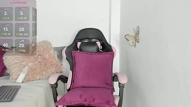 mari-ross online show from March 28, 2:12 am