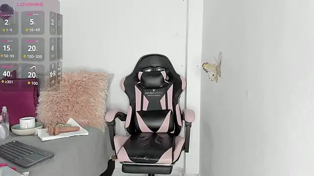 mari-ross online show from April 12, 2:04 am