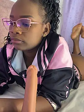 kendra smiitch online show from March 11, 2:49 am