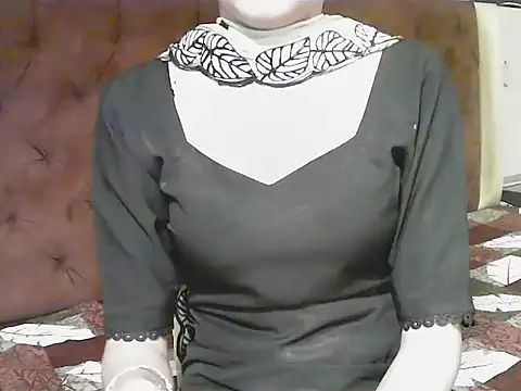 elize   online show from January 17, 2:37 am