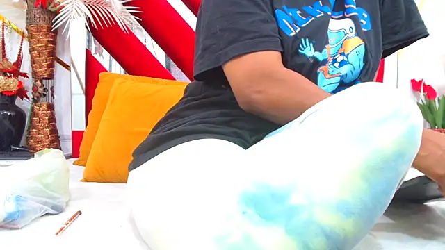 AmbarSmit online show from November 29, 7:58 pm