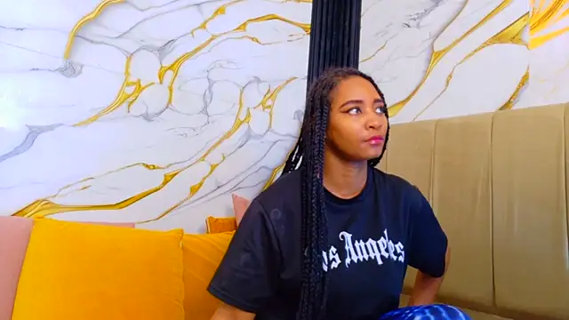 AmbarSmit online show from March 17, 4:04 am