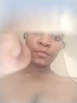 Snapshot of AmbarSmit chatting on June 4, 6:23 pm AmbarSmit online show from June 4, 6:23 pm
