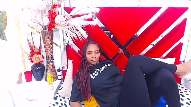 AmbarSmit online show from December 18, 8:01 pm