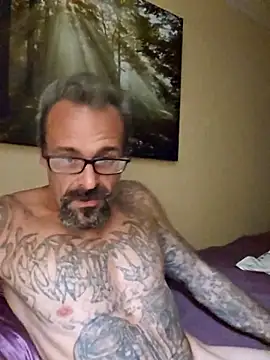 Snapshot of sethdarby chatting on September 13, 5:07 am sethdarby online show from September 13, 5:07 am