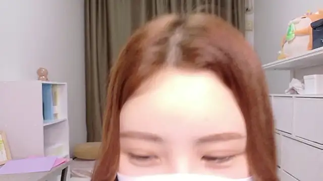 Ema o0 chan online show from May 19, 1:40 pm
