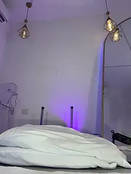 hade rosse online show from November 4, 12:09 pm