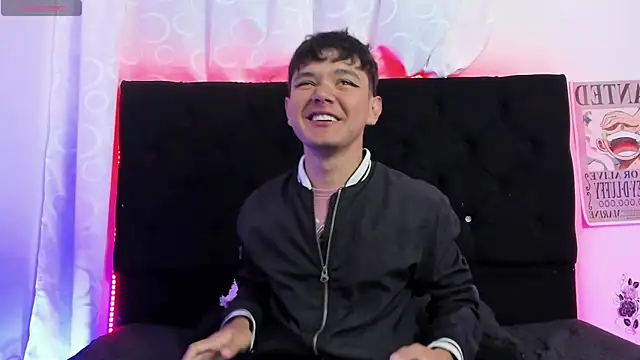 Snapshot of kody_sexy chatting on October 13, 11:34 am kody sexy online show from October 13, 11:34 am