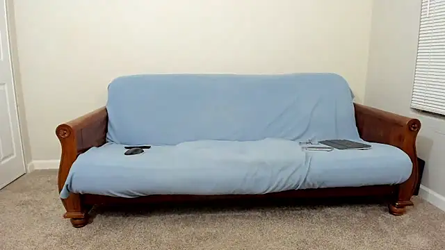 KristalMountain online show from December 17, 5:01 am