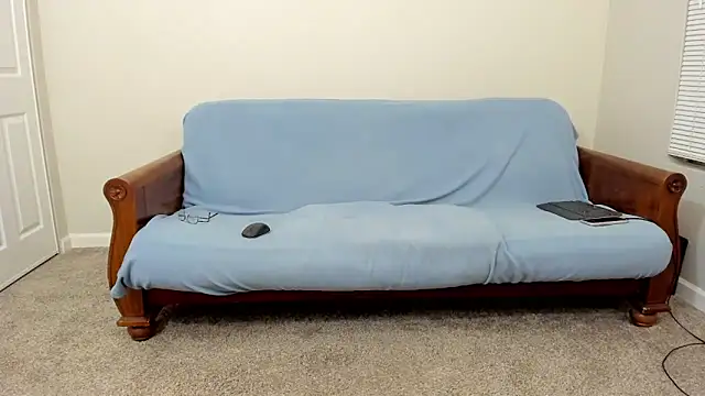 KristalMountain online show from December 4, 4:55 am