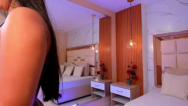 julieta rosee online show from March 9, 9:51 pm