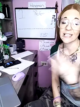 Purple2StayThnxx online show from January 18, 8:01 pm