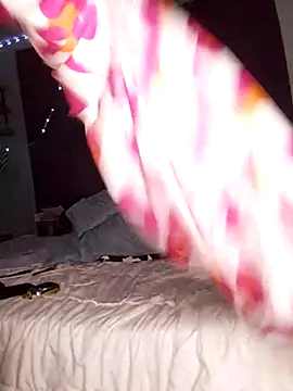 Purple2StayThnxx online show from January 8, 11:33 pm