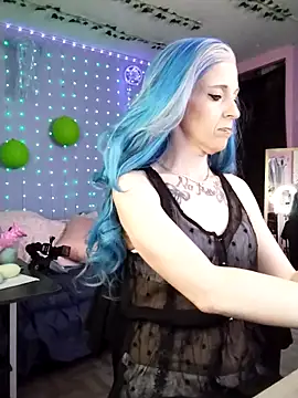 Purple2StayThnxx online show from April 3, 12:33 pm