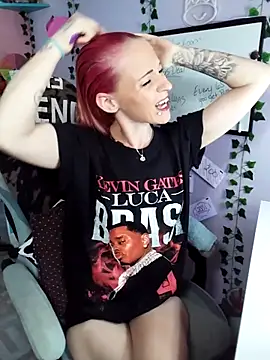 Purple2StayThnxx online show from November 5, 4:21 pm