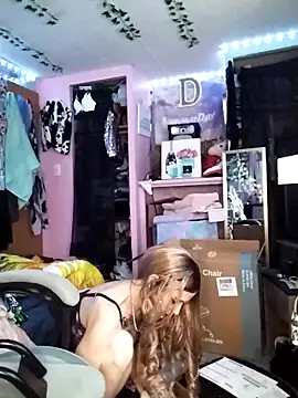 Purple2StayThnxx online show from February 25, 5:29 am