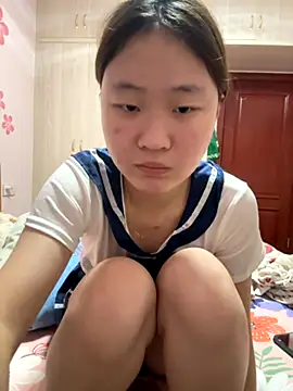 Snapshot of CoCo-s chatting on October 31, 1:30 pm CoCo-s online show from October 31, 1:30 pm