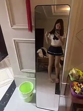 Snapshot of CoCo-s chatting on October 30, 2:14 pm CoCo-s online show from October 30, 2:14 pm