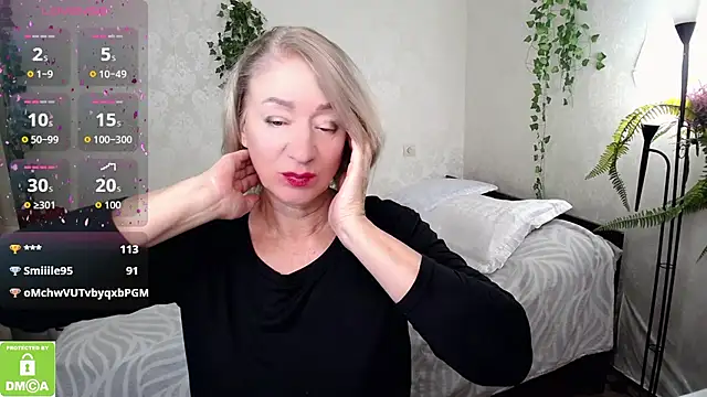 Snapshot of hunters_woman chatting on October 11, 2:23 am hunters woman online show from October 11, 2:23 am