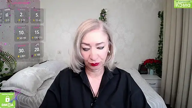 hunters woman online show from April 29, 7:09 pm