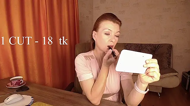 Snapshot of Milla_Vanilla_ chatting on October 27, 10:49 am Milla Vanilla online show from October 27, 10:49 am