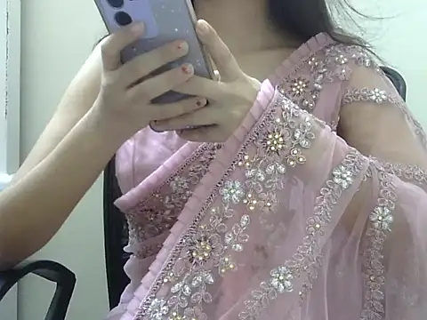 Simranjeet kaur26 online show from October 24, 3:00 pm