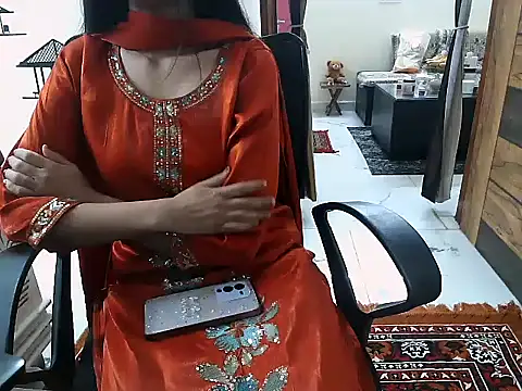 Simranjeet kaur26 online show from January 18, 6:11 pm