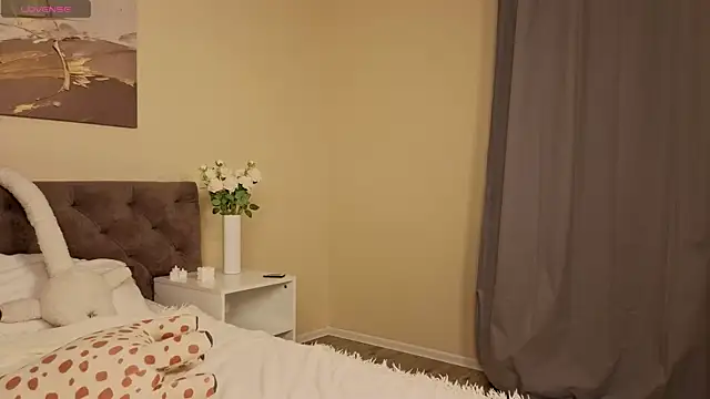 Ameli Shell online show from November 28, 1:39 am