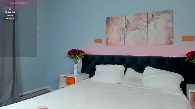 Snapshot of KiraSun chatting on November 7, 12:10 pm KiraSun online show from November 7, 12:10 pm