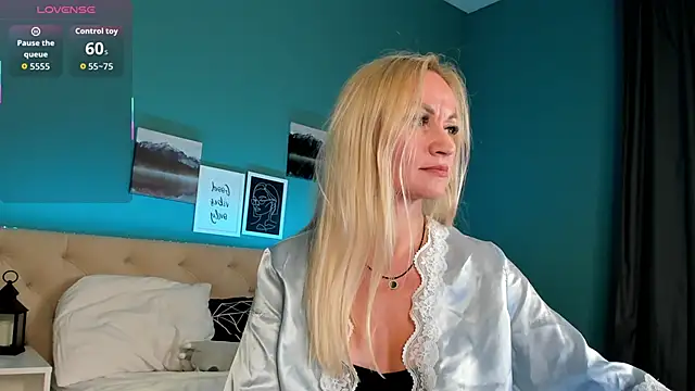 KiraSun online show from September 24, 12:22 pm