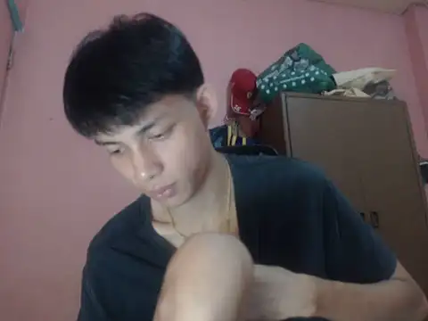 Snapshot of Kyoshi_19 chatting on July 1, 1:22 pm Kyoshi 19 online show from July 1, 1:22 pm