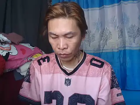 YourTopweng online show from March 29, 2:35 am