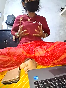 RAYI Queen 3 online show from January 6, 10:47 pm