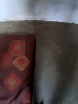 Snapshot of RAYI_Queen_3 chatting on October 30, 4:11 am RAYI Queen 3 online show from October 30, 4:11 am