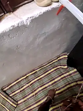 Snapshot of RAYI_Queen_3 chatting on November 27, 2:50 pm RAYI Queen 3 online show from November 27, 2:50 pm