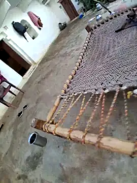 RAYI Queen 3 online show from February 6, 9:16 am