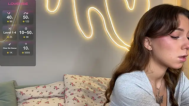 Eva Collinss online show from October 29, 1:26 am