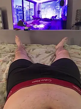 naughtycoupl98 online show from April 13, 2:54 pm