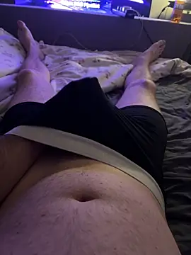 naughtycoupl98 online show from April 12, 1:31 am
